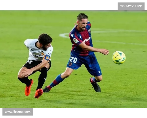 西甲全场精彩回放 一场激烈对决引爆球迷热情